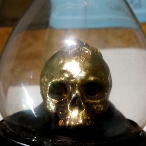 Skulls Hourglass